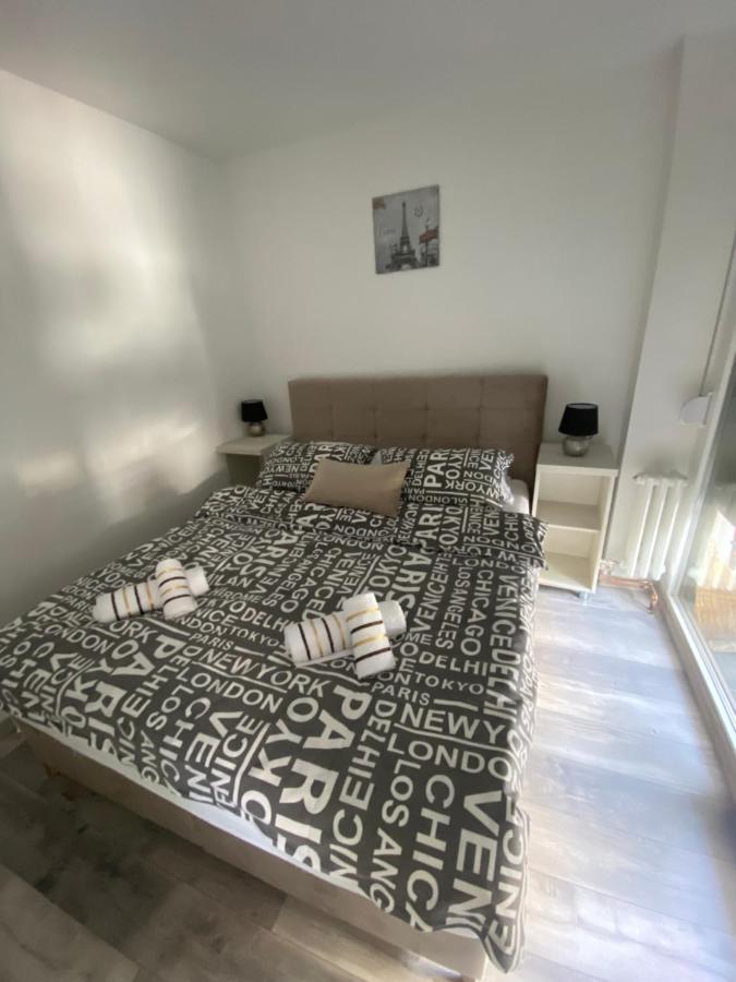 Apartman Omar Stan Na Dan Besplatan Parking Σαράγεβο Εξωτερικό φωτογραφία